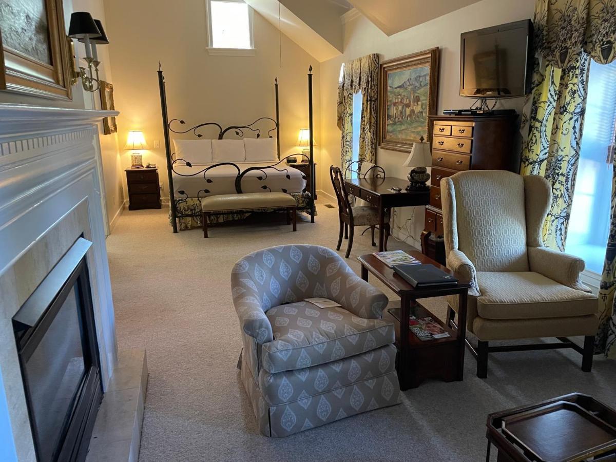 The Inn At Montchanin Village & Spa Wilmington Exterior photo